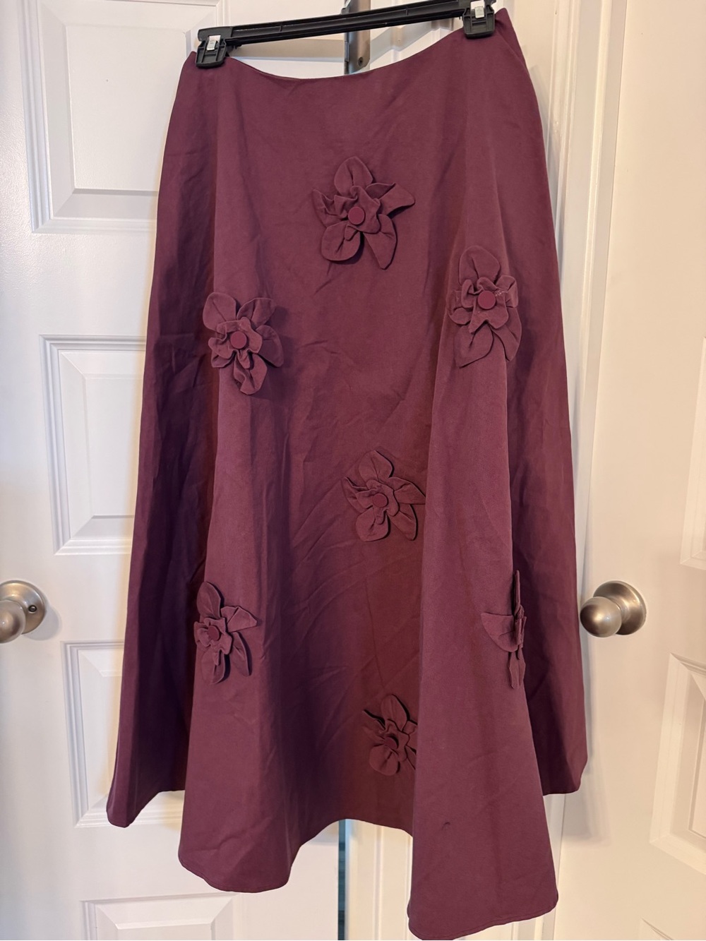Dream Catcher brand wmn’s Floral Appliqué A-Line Skirt wine, s36